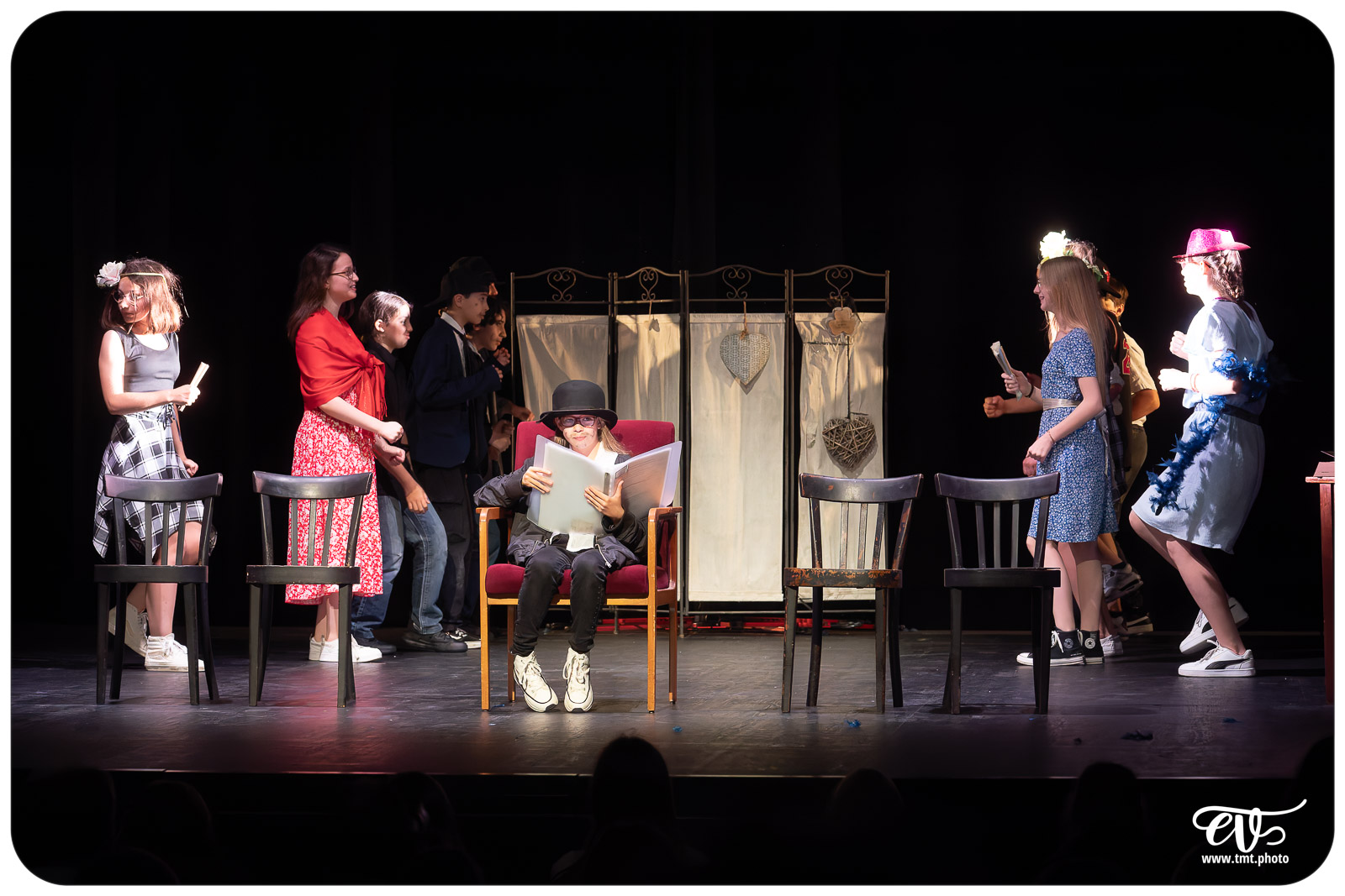 LES FEMMES SAVANTES (ATELIER THÉÂTRE DU COLLÈGE FOCH)